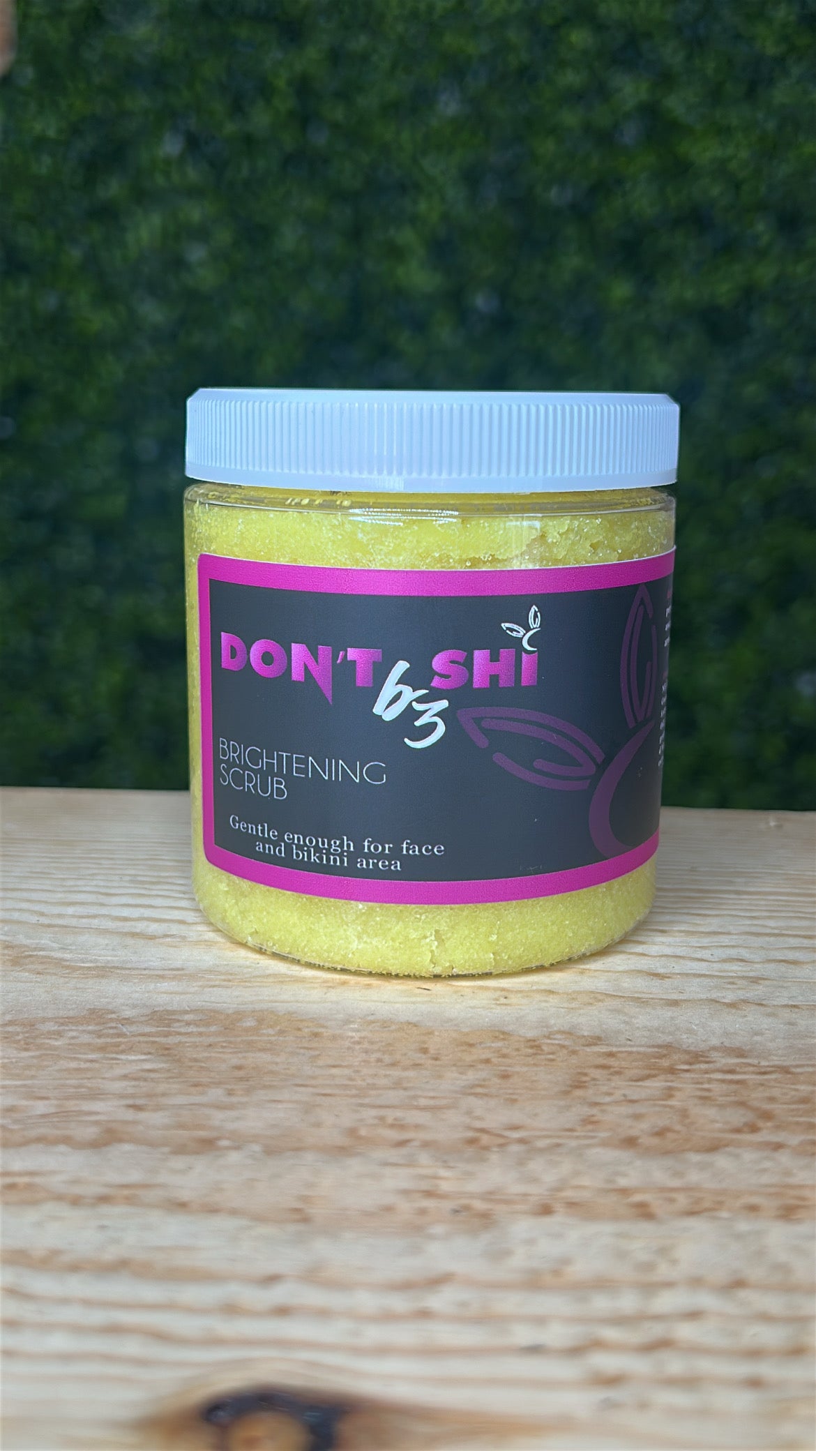 Kojic Brightening Scrub